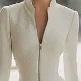 Kratka haljina s teksturiranim patentnim zatvaračem u obliku pješčanog sata