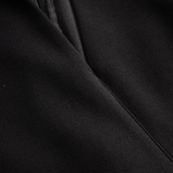 Refinirana Crna Haljina s Pojasom i Mandarin Ovratom