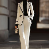 Bijeli kontrast - Set odijela s dvostrukim kopčanjem