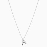 Privjesak s inicijalima u stilu ljubavnog pisma