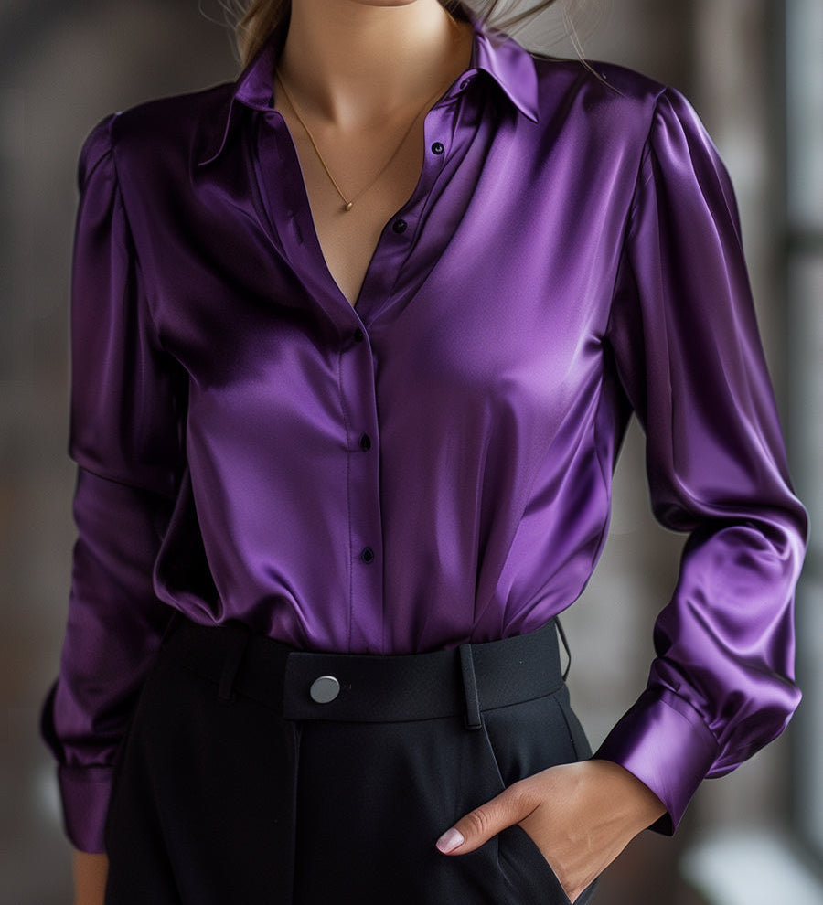 Elegantna crna satenska bluzica s dugim rukavima