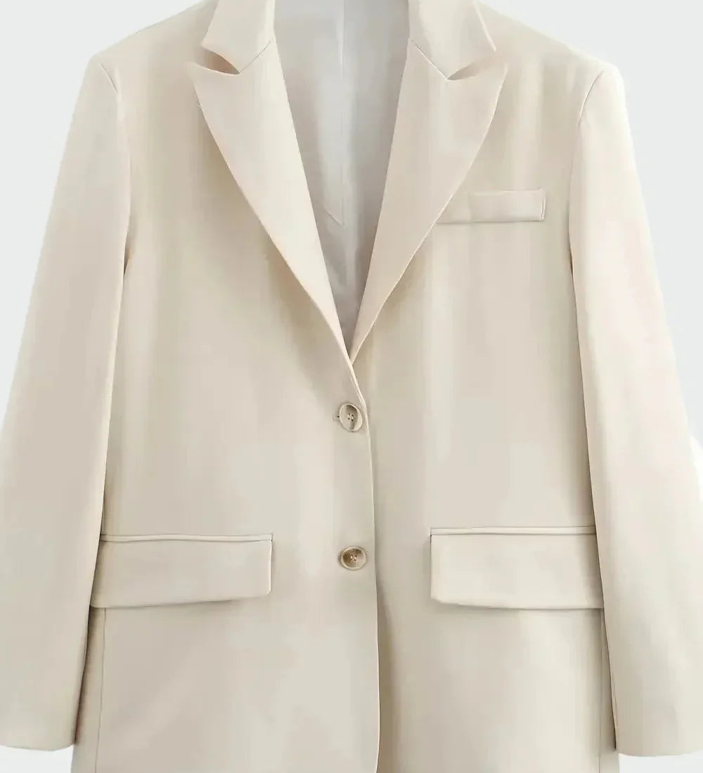 Oversized sako s modernom linijom