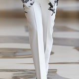 Bijeli cvjetni printani kostim